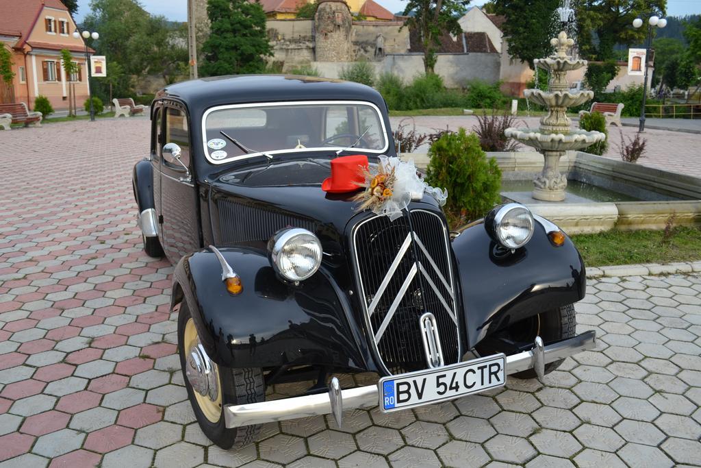 Vila Old Cars Cristian  Buitenkant foto